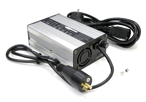 BBLA6 - Lead Acid Battery Charger